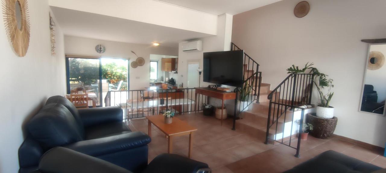 Island Spirit Beach House Полис Екстериор снимка